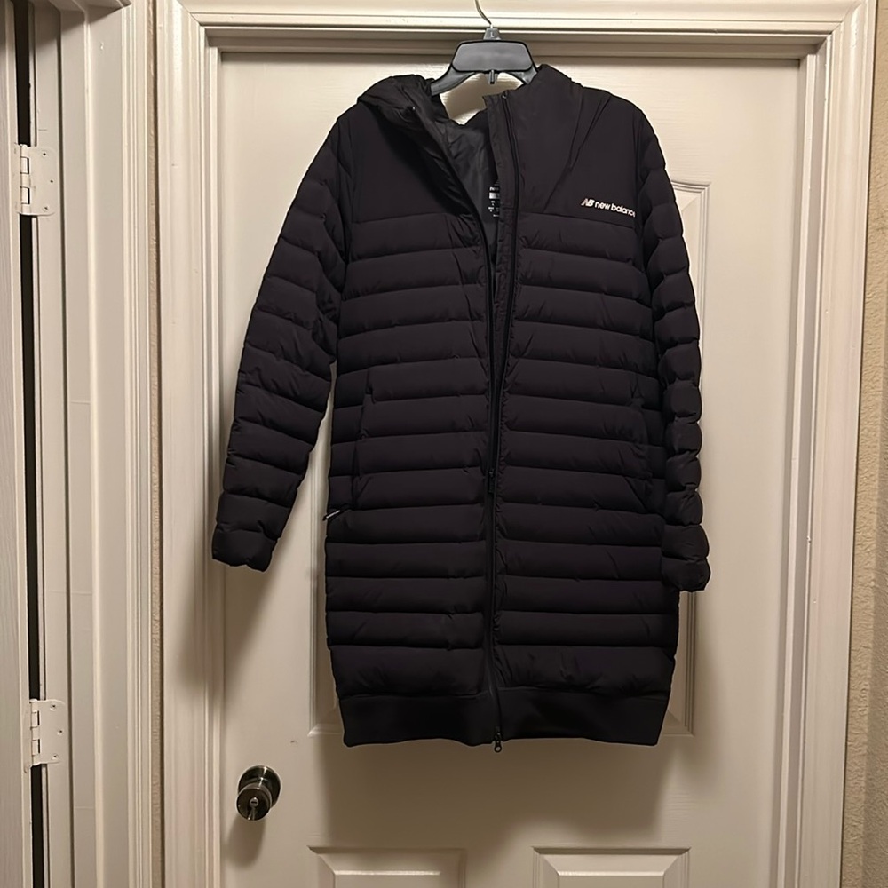 EUC New Balance Women’s Long down filled hooded Puffer
